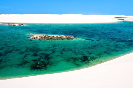 Um Destino, Três Paixões: desvende a Rota das Emoções