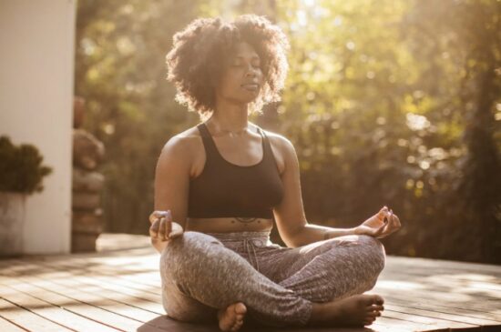 Precisa relaxar? Confira 7 dicas para te ajudar a aliviar o estresse