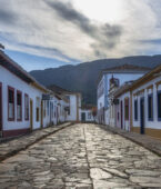 O que fazer no feriado de Tiradentes: descubra destinos incríveis!