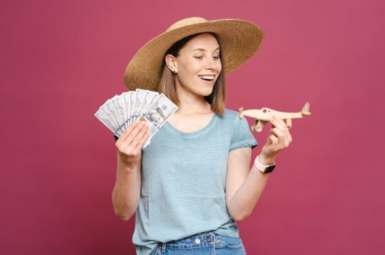 Como economizar na viagem: 7 dicas imperdíveis