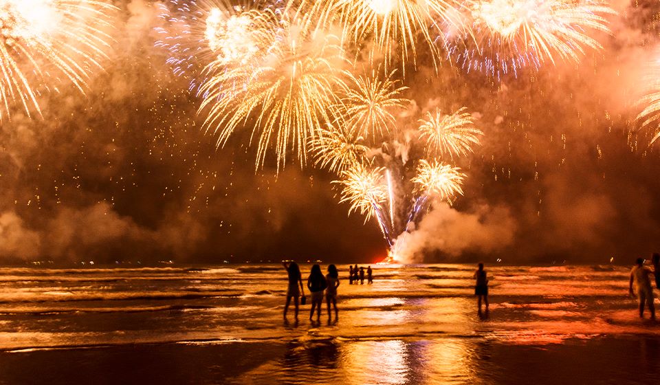 Réveillon 2025: viva todos os destinos com o seu Clube de Hospedagem