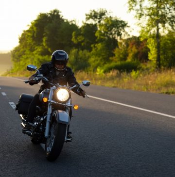 Hospedagem inteligente: a melhor amiga da liberdade sobre duas rodas